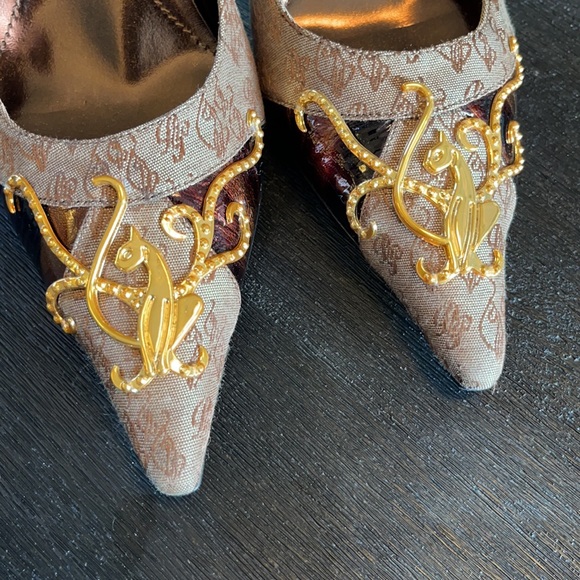 Baby Phat Women’s Gold Brown Slip On High Heels Dress Shoes Size 9 - Picture 2 of 7